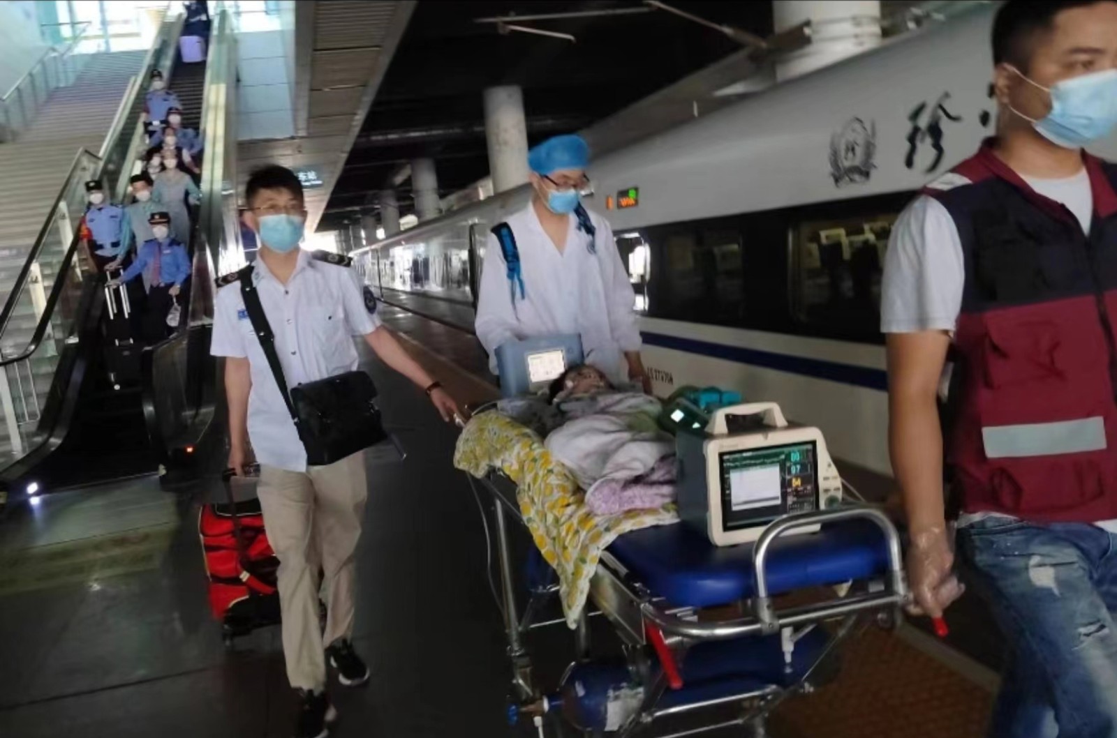 东山县高铁转运公司